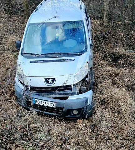Серый Пежо Эксперт груз.-пасс., объемом двигателя 2 л и пробегом 240 тыс. км за 3500 $, фото 1 на Automoto.ua