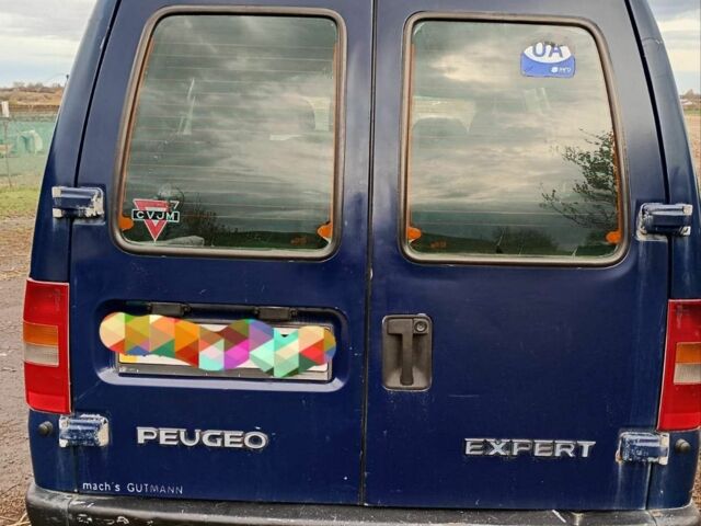 Синий Пежо Эксперт груз.-пасс., объемом двигателя 0 л и пробегом 1 тыс. км за 1700 $, фото 1 на Automoto.ua