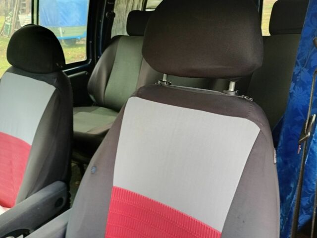 Синий Пежо Эксперт груз.-пасс., объемом двигателя 0 л и пробегом 1 тыс. км за 1700 $, фото 5 на Automoto.ua