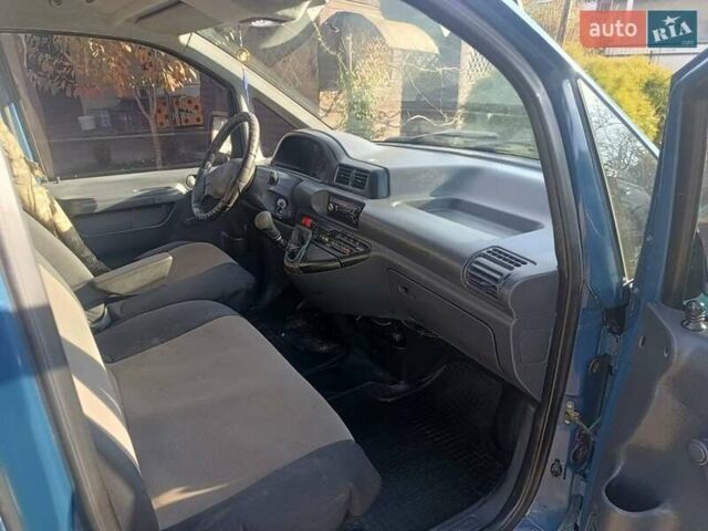 Синій Пежо Експерт вант.-пас., об'ємом двигуна 1.91 л та пробігом 401 тис. км за 2750 $, фото 7 на Automoto.ua