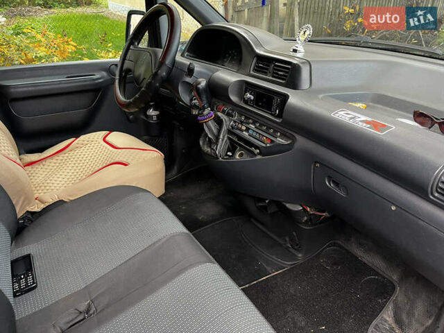 Пежо Эксперт груз.-пасс. 1999 в Черновцах на Automoto.ua Синий Пежо Эксперт груз.-пасс., объемом двигателя 1.91 л и пробегом 303 тыс. км за 2850 $, фото 6 на Automoto.ua