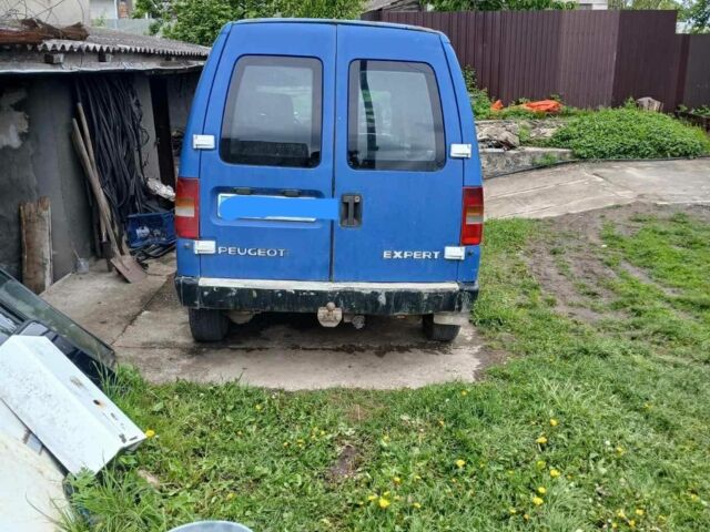 Синий Пежо Эксперт груз.-пасс., объемом двигателя 2 л и пробегом 517 тыс. км за 2500 $, фото 1 на Automoto.ua