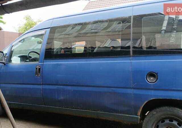 Синий Пежо Эксперт груз.-пасс., объемом двигателя 2 л и пробегом 515 тыс. км за 2450 $, фото 1 на Automoto.ua