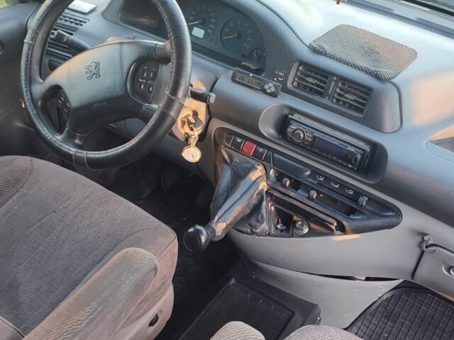 Синий Пежо Эксперт груз.-пасс., объемом двигателя 2 л и пробегом 430 тыс. км за 2900 $, фото 5 на Automoto.ua