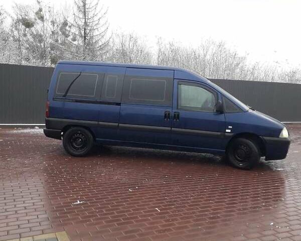 Синий Пежо Эксперт груз.-пасс., объемом двигателя 2 л и пробегом 334 тыс. км за 3700 $, фото 4 на Automoto.ua