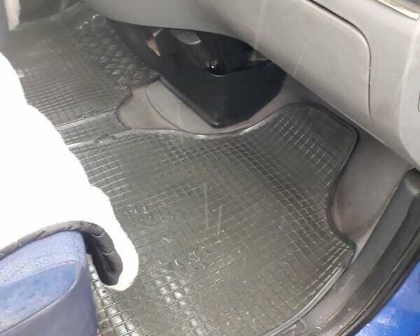 Синій Пежо Експерт вант.-пас., об'ємом двигуна 2 л та пробігом 378 тис. км за 5600 $, фото 31 на Automoto.ua