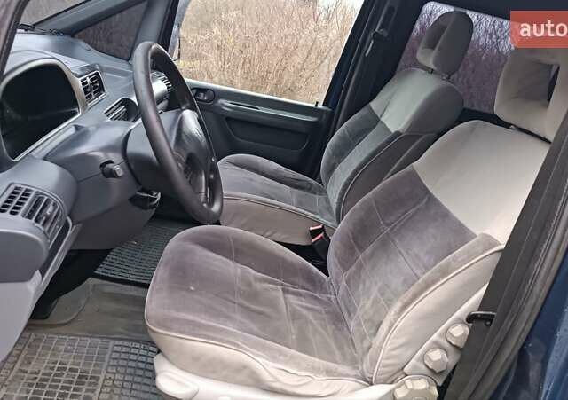 Синій Пежо Експерт вант.-пас., об'ємом двигуна 2 л та пробігом 334 тис. км за 3750 $, фото 40 на Automoto.ua