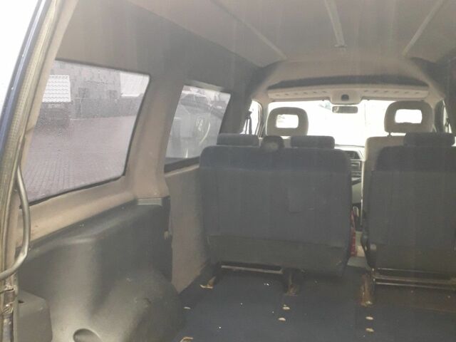 Синий Пежо Эксперт груз.-пасс., объемом двигателя 2 л и пробегом 333 тыс. км за 3700 $, фото 12 на Automoto.ua