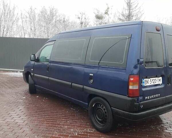 Синий Пежо Эксперт груз.-пасс., объемом двигателя 2 л и пробегом 334 тыс. км за 3700 $, фото 3 на Automoto.ua