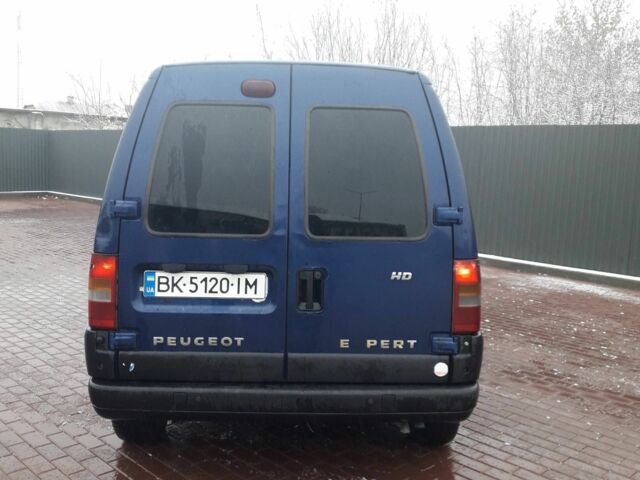 Синий Пежо Эксперт груз.-пасс., объемом двигателя 2 л и пробегом 333 тыс. км за 3700 $, фото 3 на Automoto.ua