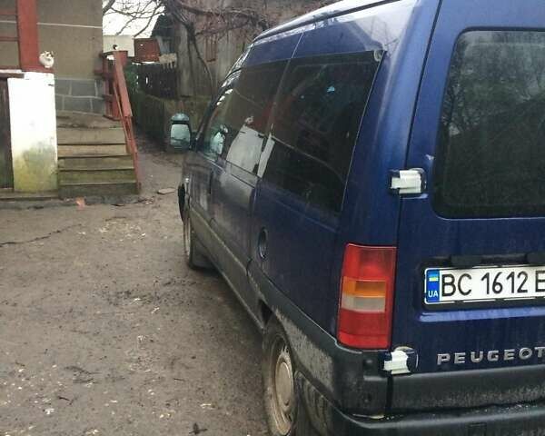 Синий Пежо Эксперт груз.-пасс., объемом двигателя 2 л и пробегом 280 тыс. км за 5500 $, фото 2 на Automoto.ua