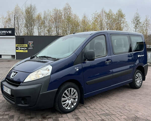 Синий Пежо Эксперт груз.-пасс., объемом двигателя 2 л и пробегом 396 тыс. км за 6750 $, фото 3 на Automoto.ua