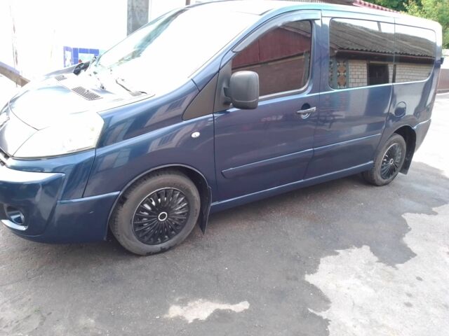 Синий Пежо Эксперт груз.-пасс., объемом двигателя 0 л и пробегом 300 тыс. км за 6200 $, фото 2 на Automoto.ua