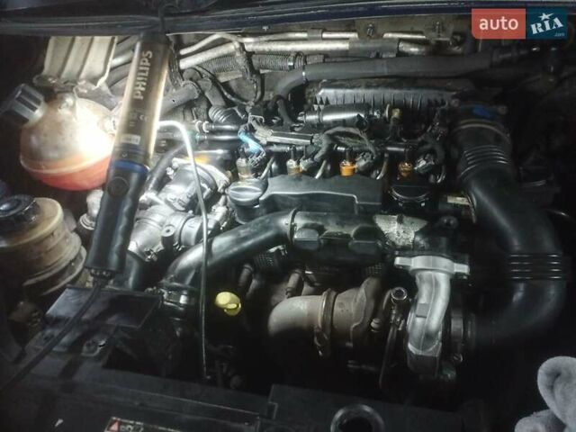 Синий Пежо Эксперт груз.-пасс., объемом двигателя 1.56 л и пробегом 278 тыс. км за 7000 $, фото 21 на Automoto.ua