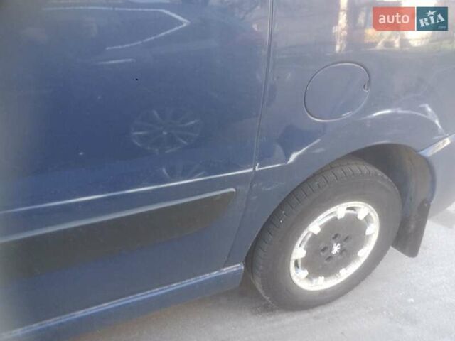 Синий Пежо Эксперт груз.-пасс., объемом двигателя 1.56 л и пробегом 278 тыс. км за 7000 $, фото 16 на Automoto.ua