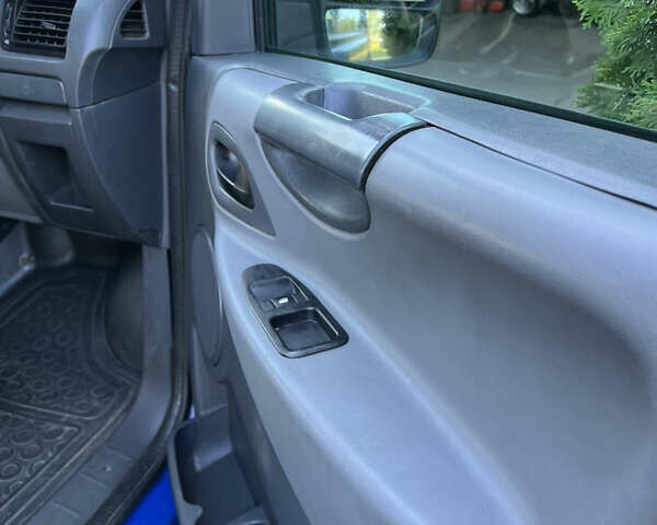 Синій Пежо Експерт вант.-пас., об'ємом двигуна 1.6 л та пробігом 195 тис. км за 4750 $, фото 10 на Automoto.ua