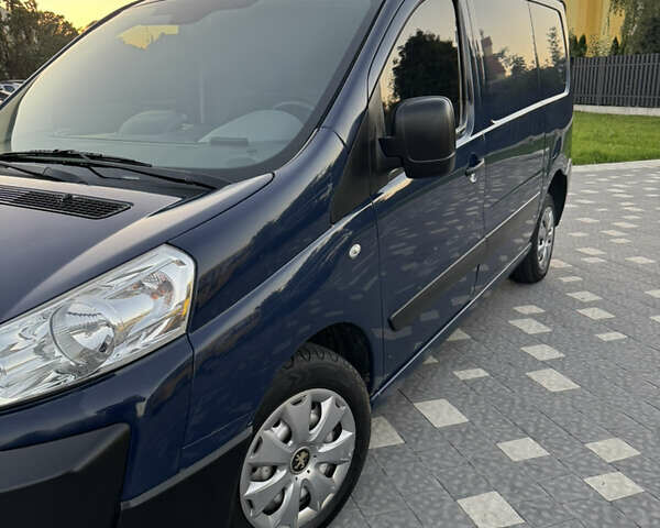 Синій Пежо Експерт вант.-пас., об'ємом двигуна 2 л та пробігом 255 тис. км за 6100 $, фото 7 на Automoto.ua