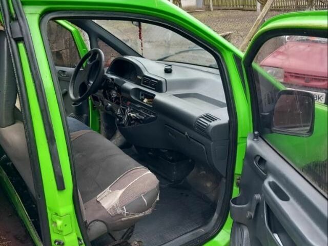 Зелений Пежо Експерт вант.-пас., об'ємом двигуна 1.9 л та пробігом 120 тис. км за 1800 $, фото 2 на Automoto.ua