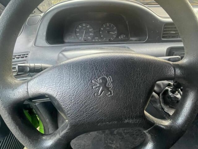 Зеленый Пежо Эксперт груз.-пасс., объемом двигателя 1.9 л и пробегом 355 тыс. км за 2800 $, фото 6 на Automoto.ua