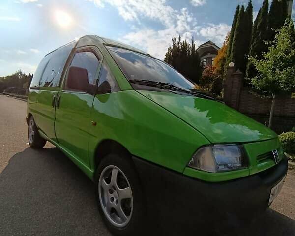 Зеленый Пежо Эксперт груз.-пасс., объемом двигателя 1.9 л и пробегом 340 тыс. км за 3000 $, фото 2 на Automoto.ua