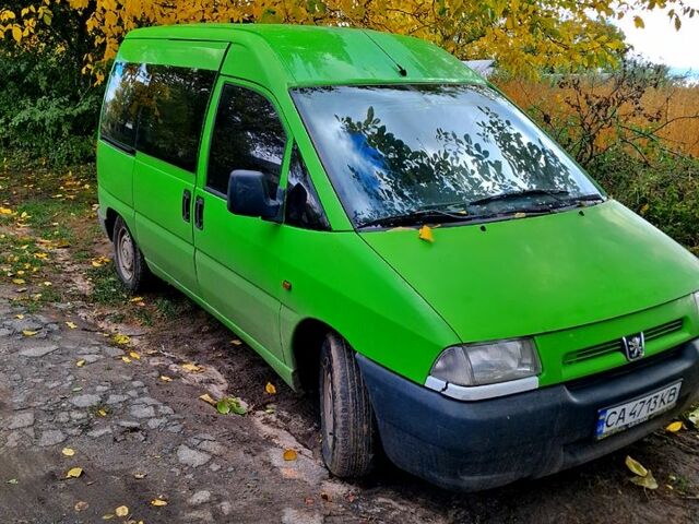 Зелений Пежо Експерт вант.-пас., об'ємом двигуна 1.9 л та пробігом 341 тис. км за 2750 $, фото 3 на Automoto.ua