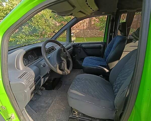 Зеленый Пежо Эксперт груз.-пасс., объемом двигателя 1.9 л и пробегом 340 тыс. км за 3000 $, фото 11 на Automoto.ua