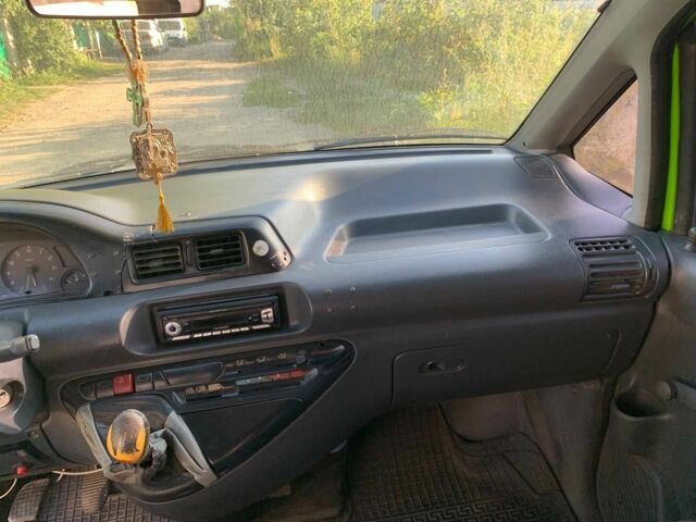 Зеленый Пежо Эксперт груз.-пасс., объемом двигателя 1.9 л и пробегом 470 тыс. км за 2500 $, фото 9 на Automoto.ua