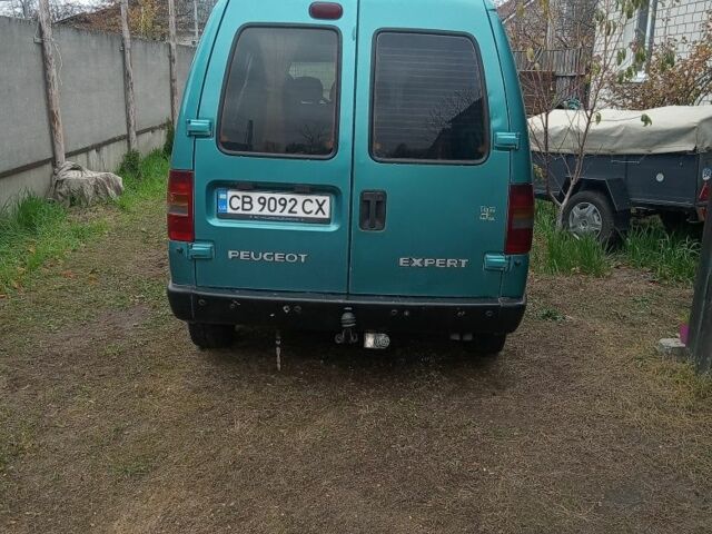 Зелений Пежо Експерт вант.-пас., об'ємом двигуна 1.9 л та пробігом 450 тис. км за 2700 $, фото 1 на Automoto.ua
