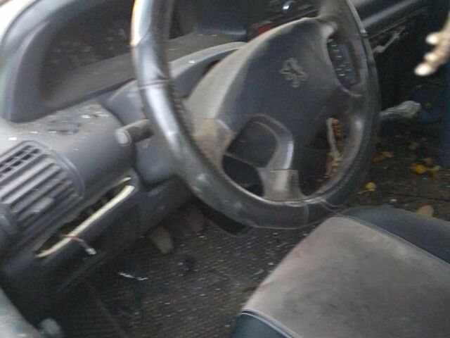 Зеленый Пежо Эксперт груз.-пасс., объемом двигателя 1.9 л и пробегом 150 тыс. км за 48 $, фото 3 на Automoto.ua