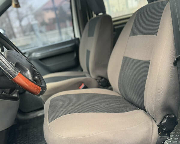 Зеленый Пежо Эксперт груз.-пасс., объемом двигателя 1.87 л и пробегом 380 тыс. км за 3250 $, фото 15 на Automoto.ua