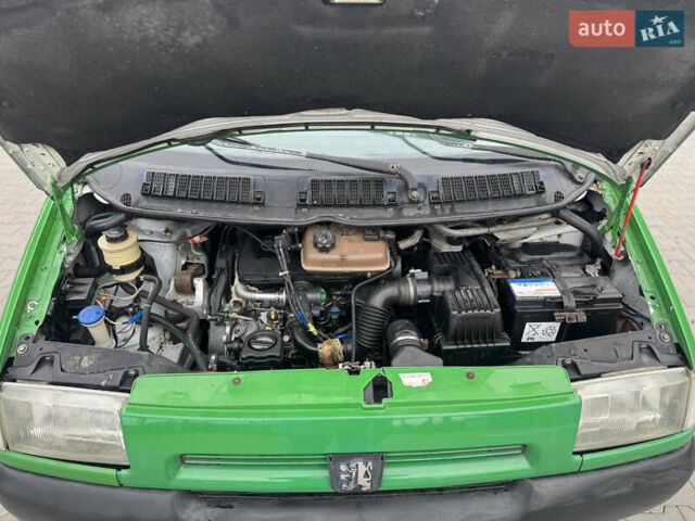 Зеленый Пежо Эксперт груз.-пасс., объемом двигателя 1.87 л и пробегом 380 тыс. км за 3250 $, фото 22 на Automoto.ua