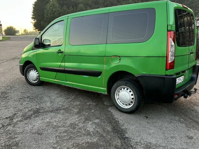 Зеленый Пежо Эксперт груз.-пасс., объемом двигателя 1.6 л и пробегом 390 тыс. км за 4400 $, фото 3 на Automoto.ua