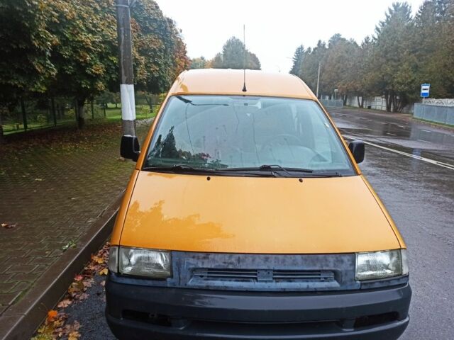 Помаранчевий Пежо Експерт вант.-пас., об'ємом двигуна 0 л та пробігом 245 тис. км за 3200 $, фото 1 на Automoto.ua