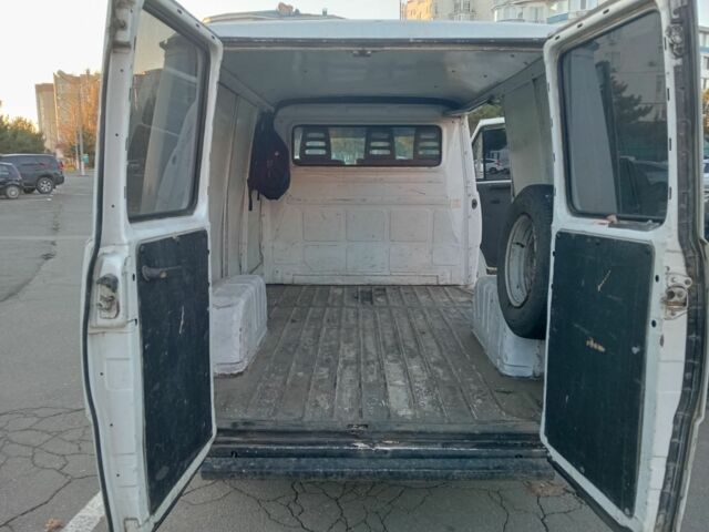 Белый Пежо Джей 5, объемом двигателя 2.5 л и пробегом 175 тыс. км за 2700 $, фото 6 на Automoto.ua