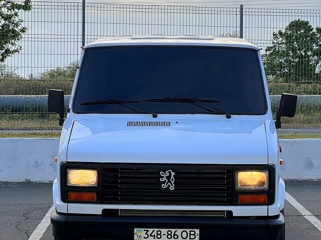 Пежо Джей 5, объемом двигателя 2.5 л и пробегом 325 тыс. км за 2500 $, фото 3 на Automoto.ua