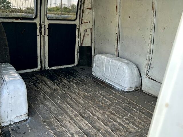 Пежо Джей 5, объемом двигателя 2.5 л и пробегом 325 тыс. км за 2500 $, фото 9 на Automoto.ua