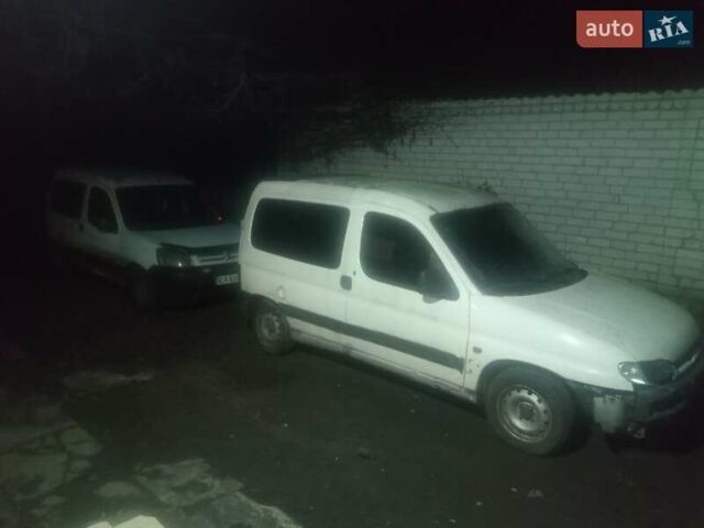 Білий Пежо Партнер вант.-пас., об'ємом двигуна 1.9 л та пробігом 276 тис. км за 1700 $, фото 7 на Automoto.ua