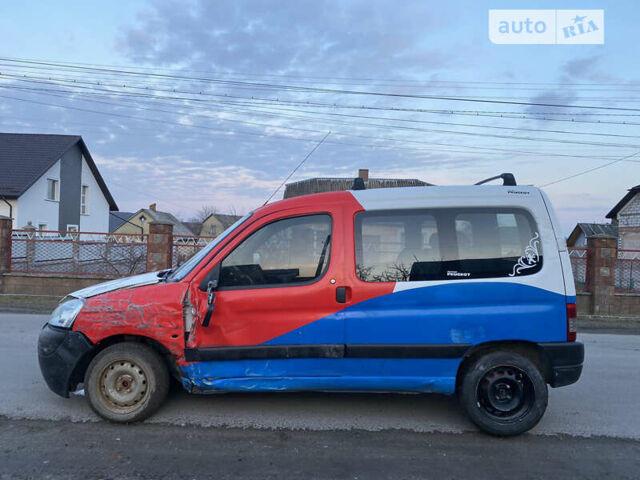 Білий Пежо Партнер вант.-пас., об'ємом двигуна 1.6 л та пробігом 170 тис. км за 2300 $, фото 1 на Automoto.ua