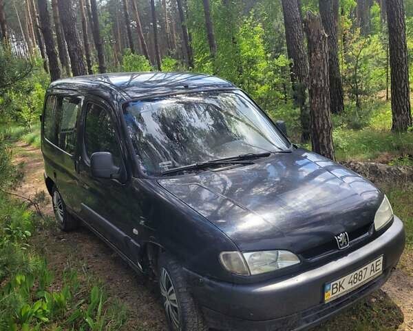 Чорний Пежо Партнер вант.-пас., об'ємом двигуна 1.9 л та пробігом 368 тис. км за 1800 $, фото 3 на Automoto.ua