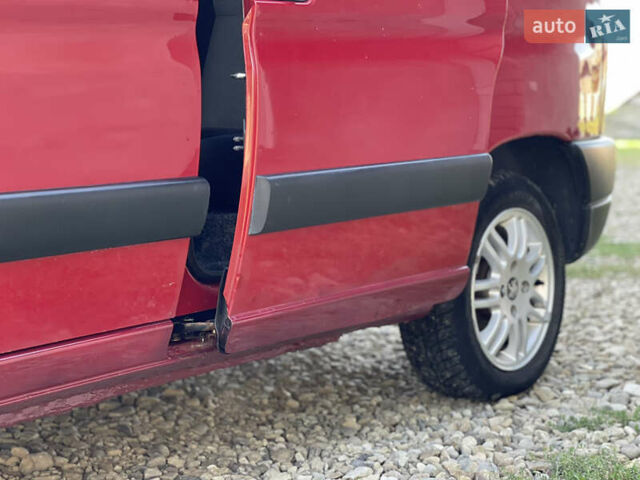 Красный Пежо Партнер груз.-пасс., объемом двигателя 2 л и пробегом 284 тыс. км за 3150 $, фото 23 на Automoto.ua