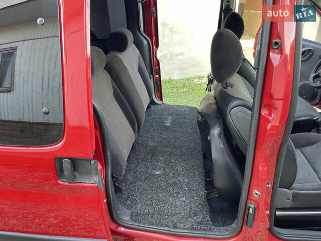 Красный Пежо Партнер груз.-пасс., объемом двигателя 2 л и пробегом 284 тыс. км за 3150 $, фото 40 на Automoto.ua
