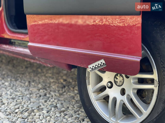 Красный Пежо Партнер груз.-пасс., объемом двигателя 2 л и пробегом 284 тыс. км за 3150 $, фото 21 на Automoto.ua