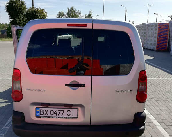 Пежо Партнер вант.-пас., об'ємом двигуна 1.6 л та пробігом 239 тис. км за 5900 $, фото 4 на Automoto.ua