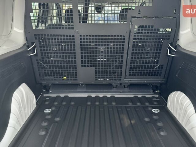 купить новое авто Пежо Партнер пасс. 2025 года от официального дилера Peugeot Авто-Шанс Пежо фото