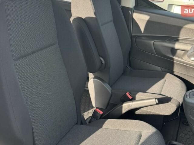 купить новое авто Пежо Партнер пасс. 2025 года от официального дилера Peugeot Авто-Шанс Пежо фото