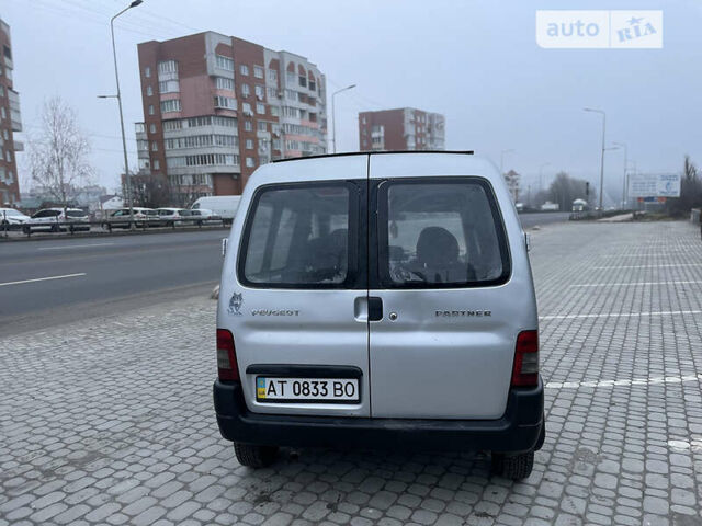 Сірий Пежо Партнер пас., об'ємом двигуна 1.6 л та пробігом 311 тис. км за 3699 $, фото 7 на Automoto.ua