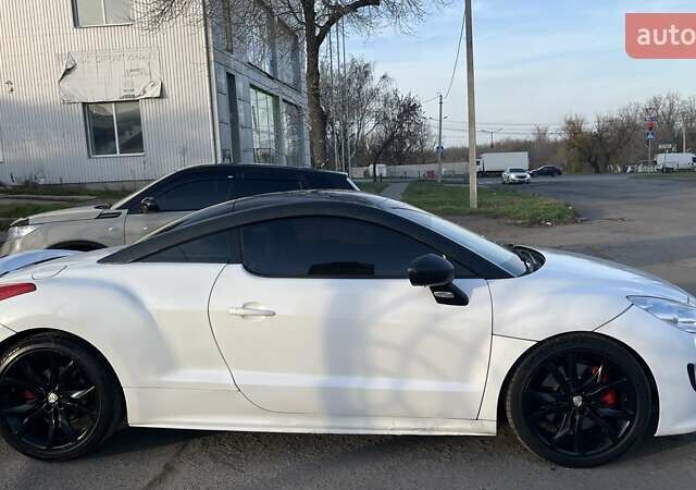 Белый Пежо РЦЗ, объемом двигателя 2 л и пробегом 266 тыс. км за 6700 $, фото 5 на Automoto.ua