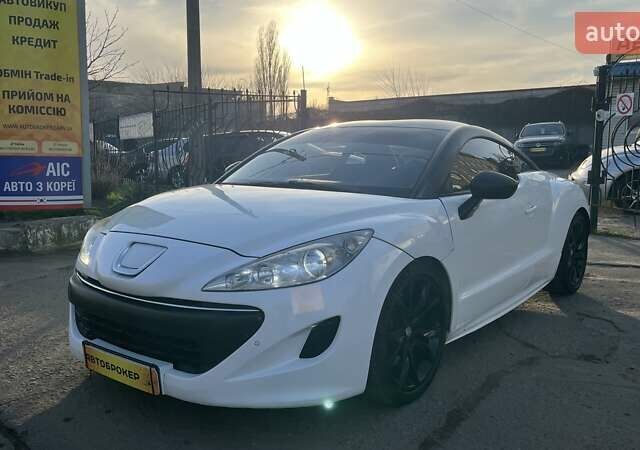 Белый Пежо РЦЗ, объемом двигателя 2 л и пробегом 266 тыс. км за 6700 $, фото 3 на Automoto.ua