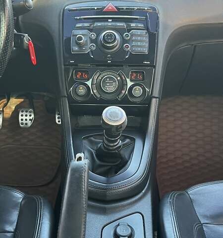 Белый Пежо РЦЗ, объемом двигателя 2 л и пробегом 266 тыс. км за 6700 $, фото 16 на Automoto.ua