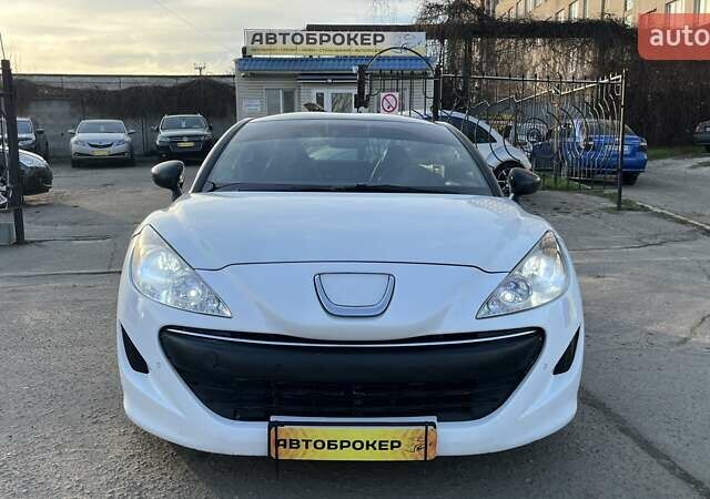 Белый Пежо РЦЗ, объемом двигателя 2 л и пробегом 266 тыс. км за 6700 $, фото 2 на Automoto.ua